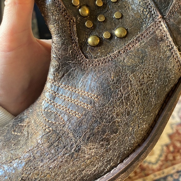 Steve Madden Brown Leather Pointed Toe Ankle Boots - Embellished Studded Cowgirl - Picture 2 of 6